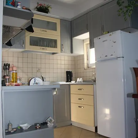 Apartment Golem