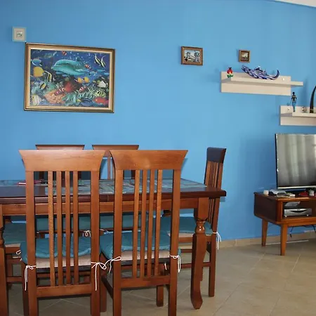 Апартаменты Golem Apartments Голем