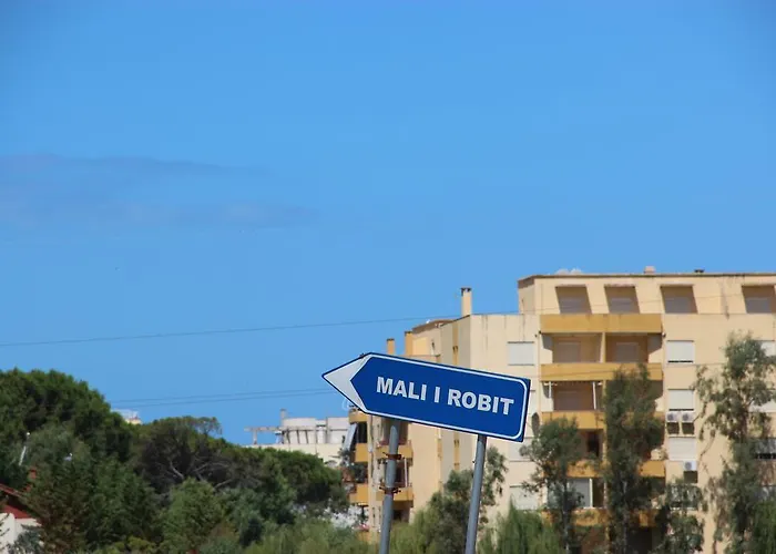 Golem Apartments 格勒姆